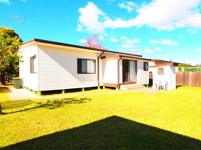 37 Weir Road, Warragamba NSW 2752