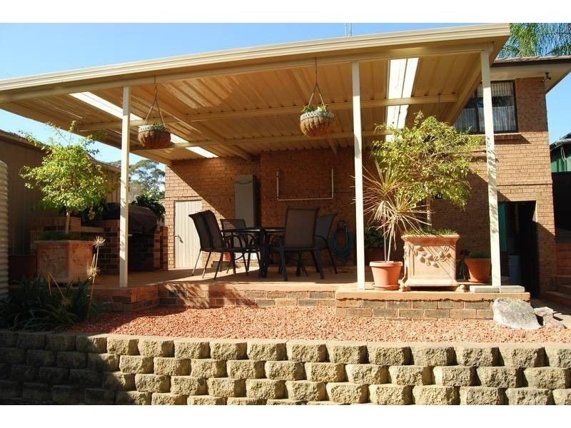 4 Dolomite Road, Cranebrook NSW 2749