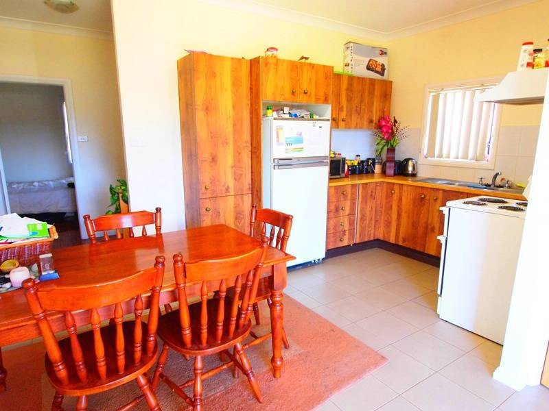 37 Weir Road, Warragamba NSW 2752