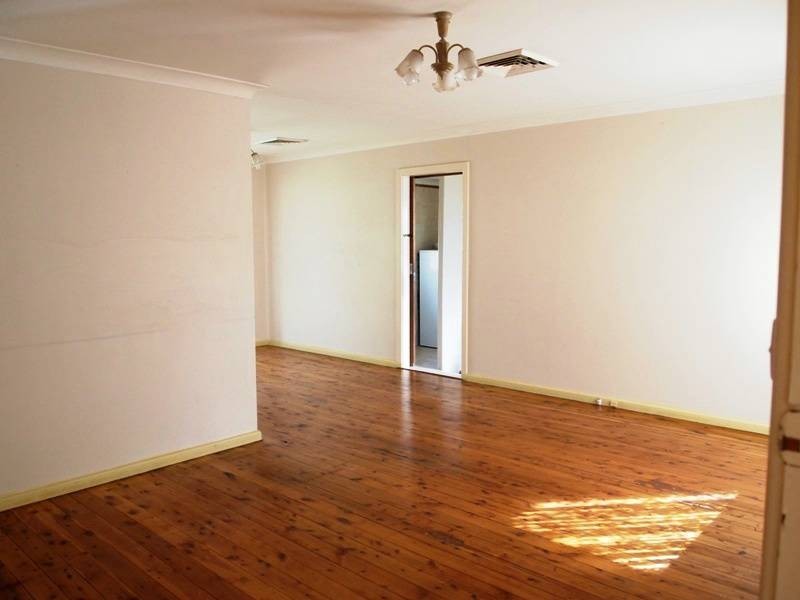 6 Perritt Place, South Penrith NSW 2750