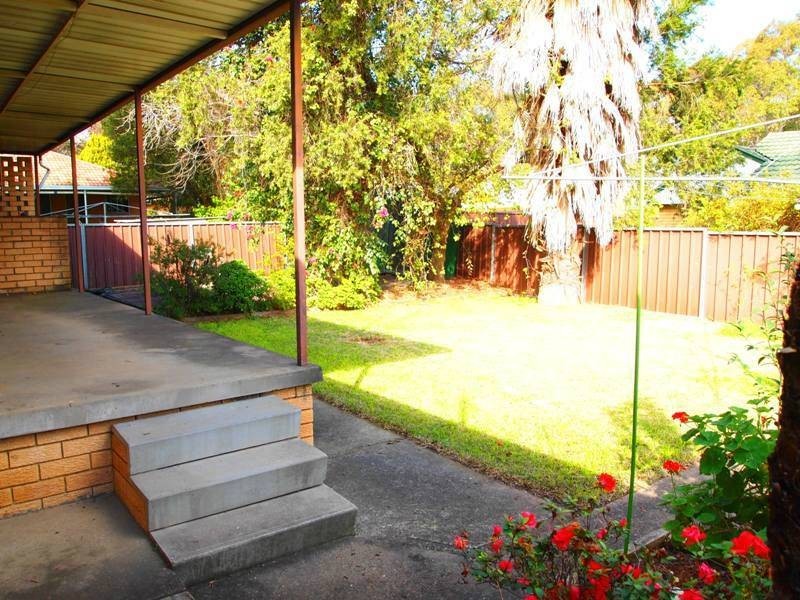 6 Perritt Place, South Penrith NSW 2750