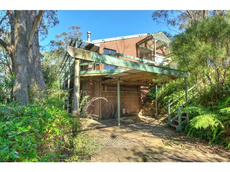 83 Henderson Road, Wentworth Falls NSW 2782