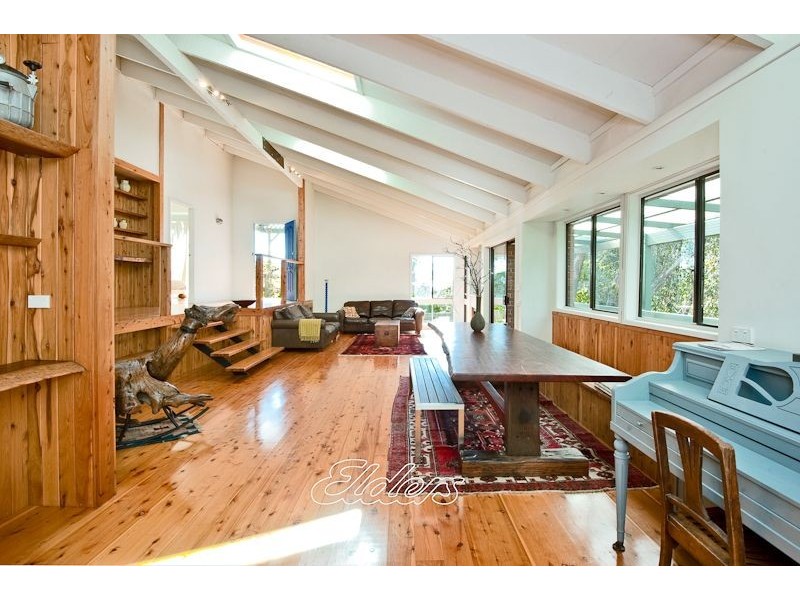 83 Henderson Road, Wentworth Falls NSW 2782
