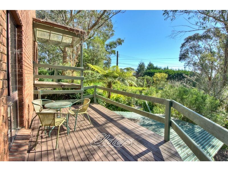 83 Henderson Road, Wentworth Falls NSW 2782