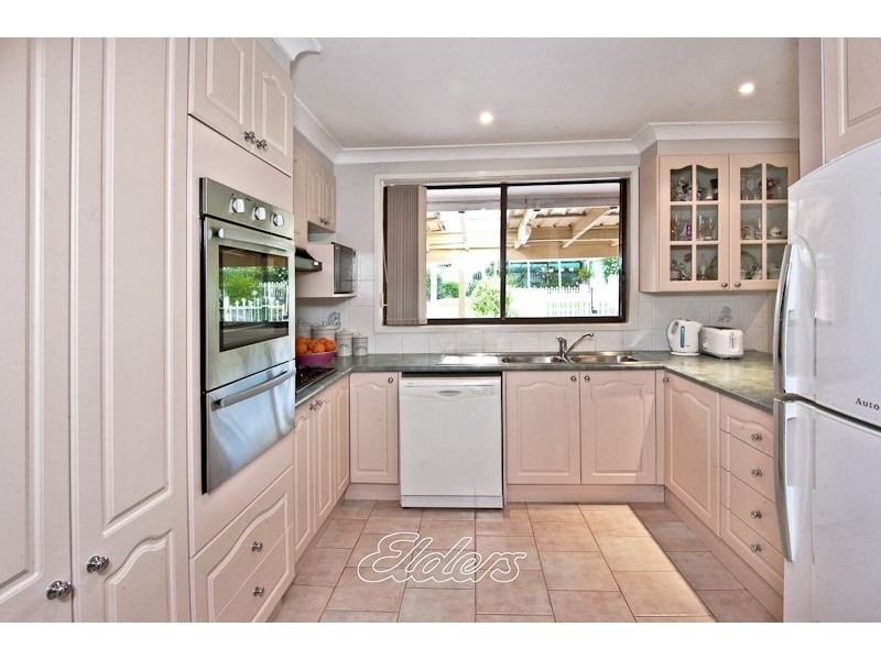 8 Wallis Glen, Cranebrook NSW 2749