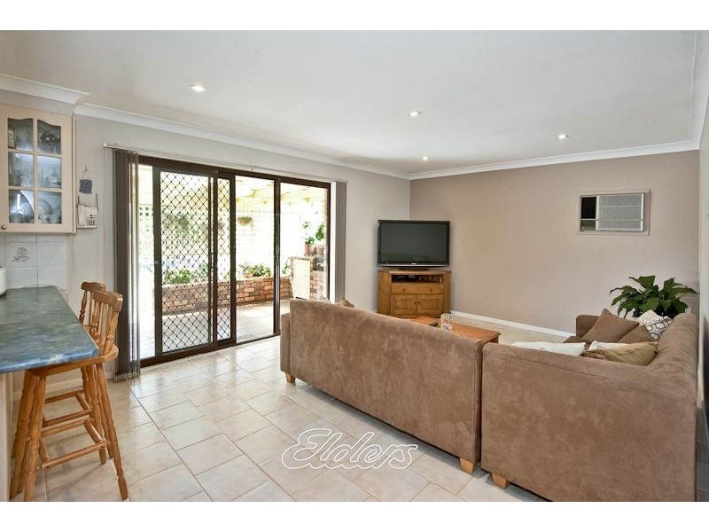 8 Wallis Glen, Cranebrook NSW 2749