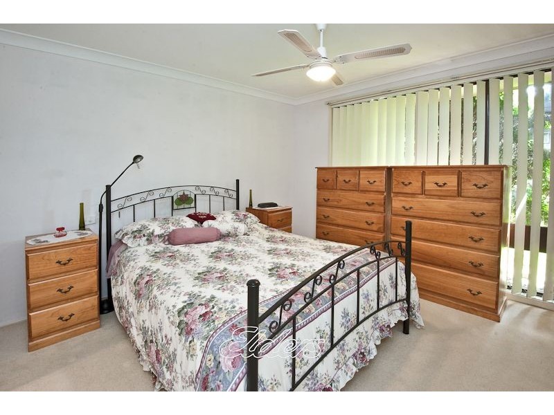 8 Wallis Glen, Cranebrook NSW 2749