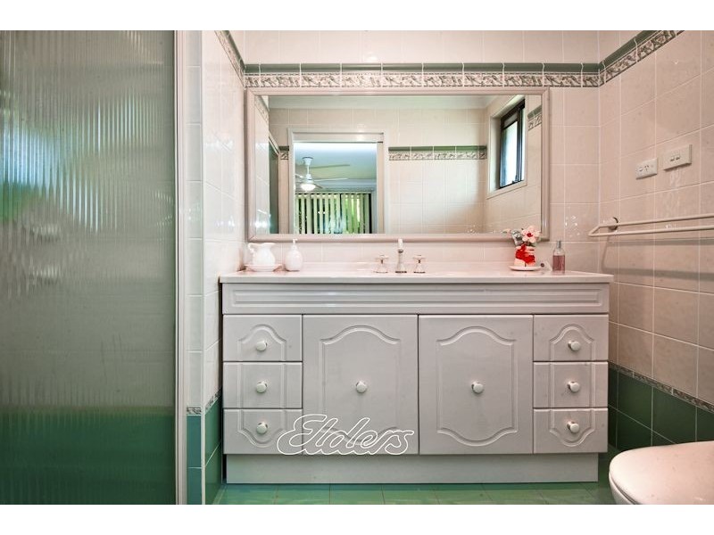 8 Wallis Glen, Cranebrook NSW 2749