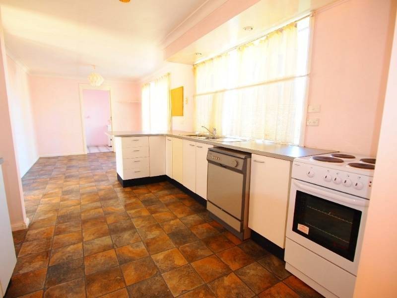 6 Olin Close, Cranebrook NSW 2749