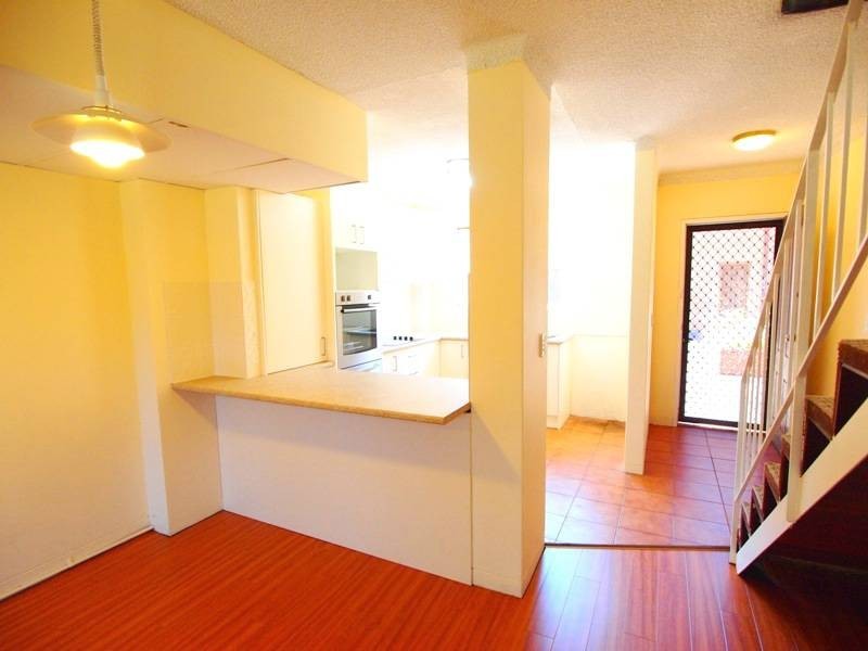 6/1-2 The Crescent, Penrith NSW 2750