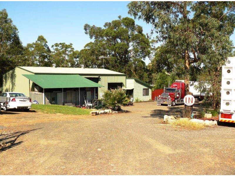 8-10 Warren Pl, Silverdale NSW 2752