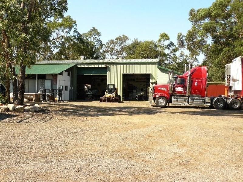 8-10 Warren Pl, Silverdale NSW 2752