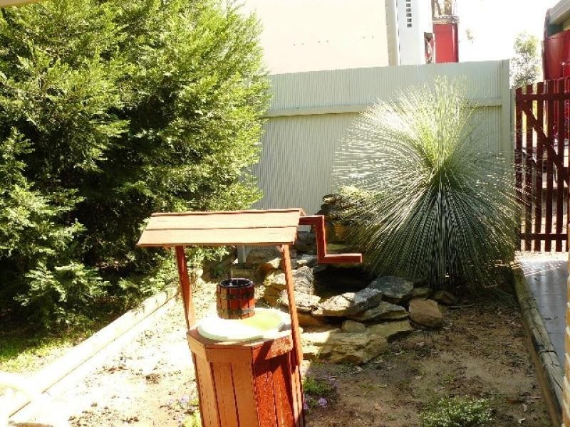 8-10 Warren Pl, Silverdale NSW 2752