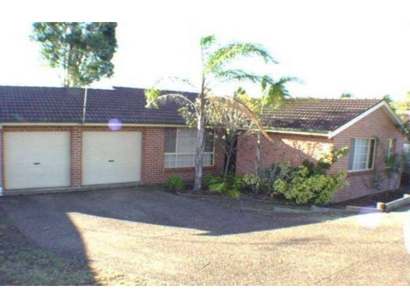 7 Camellia Ave, Glenmore Park NSW 2745