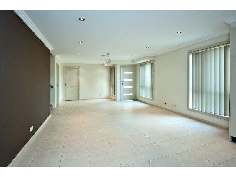 48 Canberra Street, Oxley Park NSW 2760