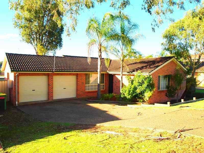7 Camellia Ave, Glenmore Park NSW 2745