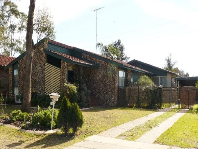 8 McKellar Crescent, South Windsor NSW 2756
