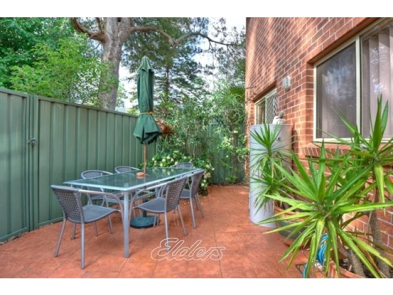 8/10 First Street, Kingswood NSW 2747