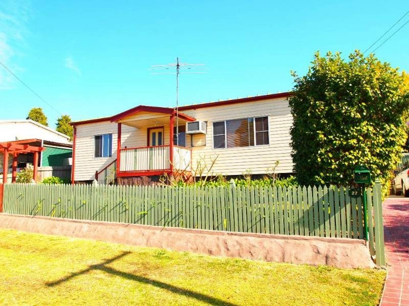 27 First Street, Warragamba NSW 2752