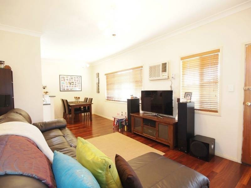 27 First Street, Warragamba NSW 2752