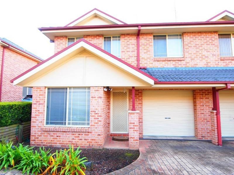 2/9 Blaxland Road, Penrith NSW 2750