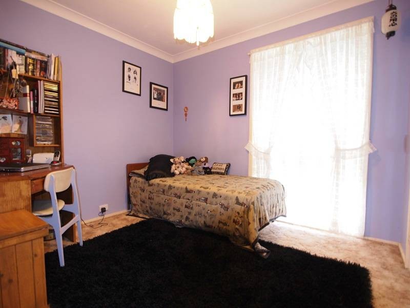 11 Thirteenth Street, Warragamba NSW 2752