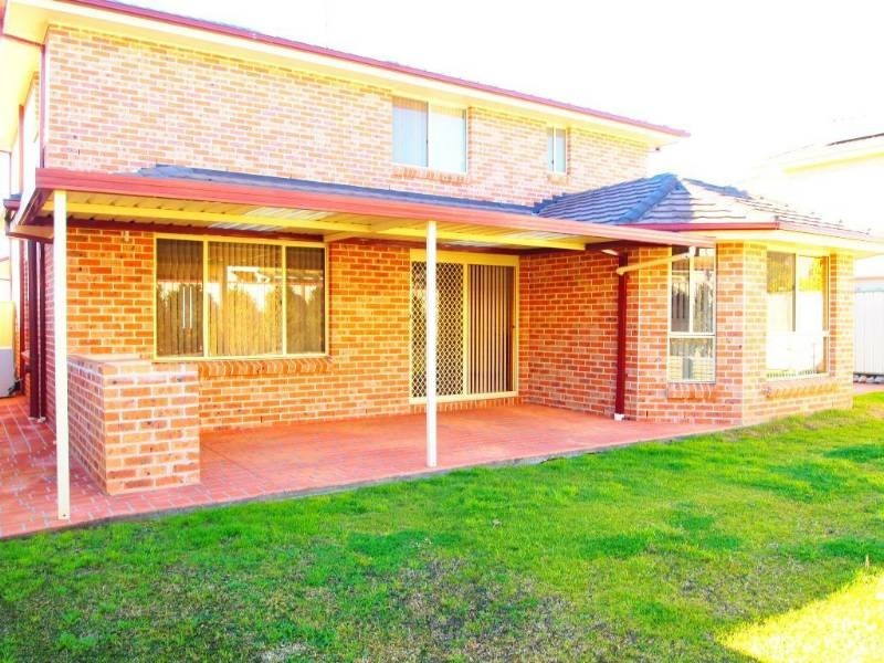 8 Bindee Close, Glenmore Park NSW 2745