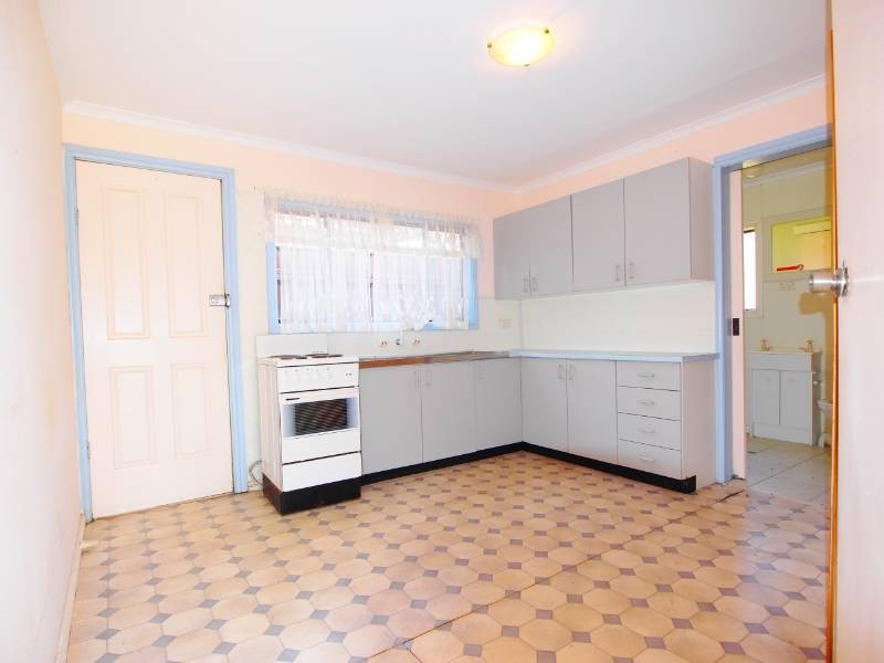 126 Hume Cres, Werrington County NSW 2747