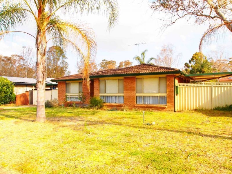 126 Hume Cres, Werrington County NSW 2747
