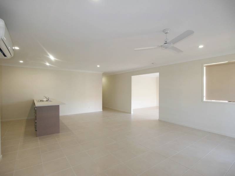 1 Crossley Ave, Glenmore Park NSW 2745