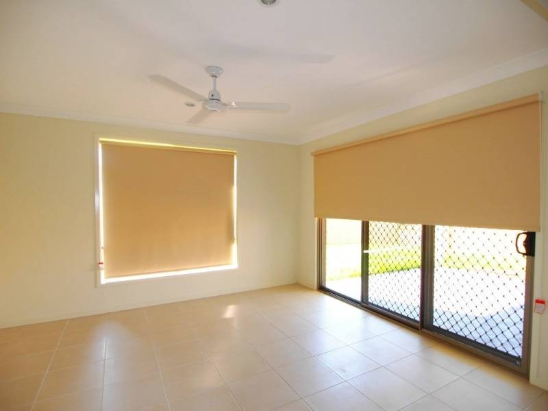 1 Crossley Ave, Glenmore Park NSW 2745