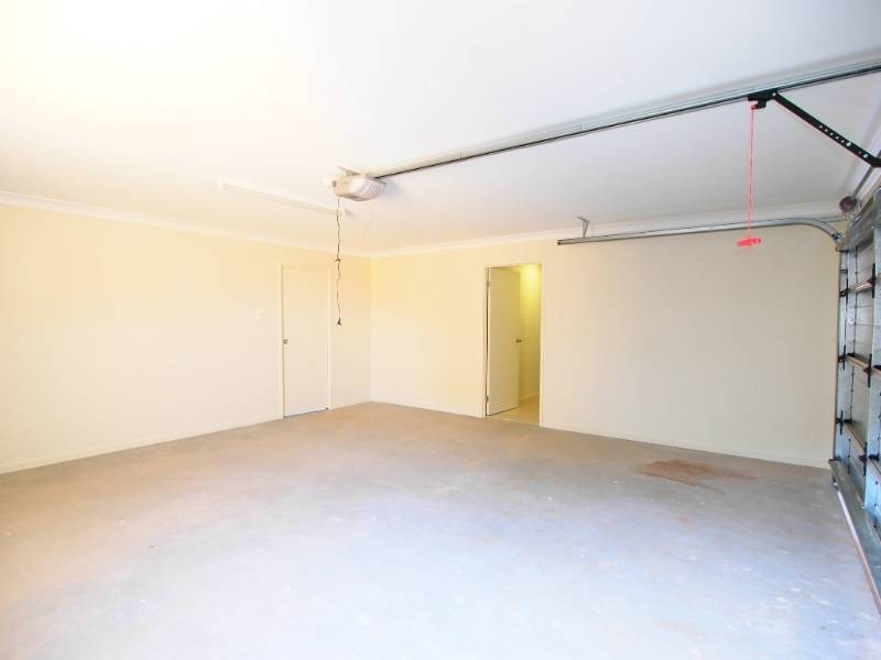 1 Crossley Ave, Glenmore Park NSW 2745