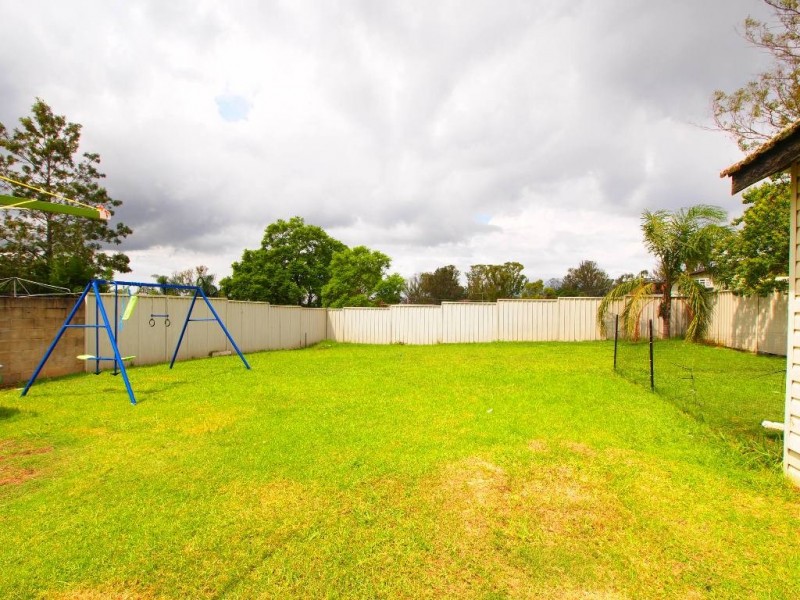 76 Cambridge Street, Cambridge Park NSW 2747