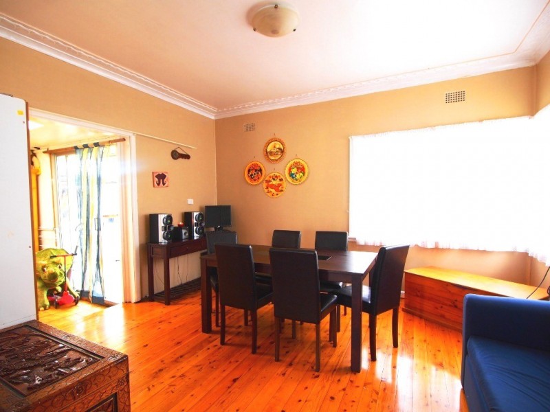 76 Cambridge Street, Cambridge Park NSW 2747