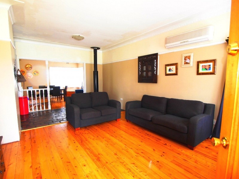 76 Cambridge Street, Cambridge Park NSW 2747