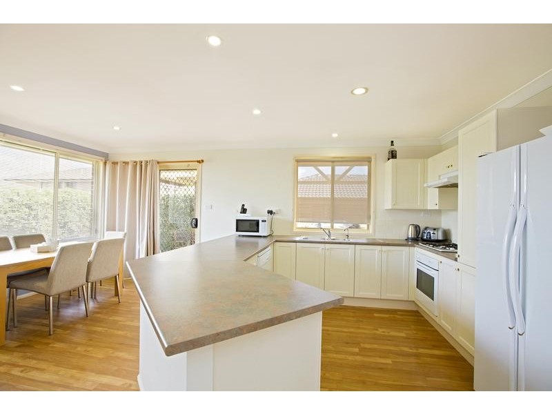 9 Narran Pl, Glenmore Park NSW 2745