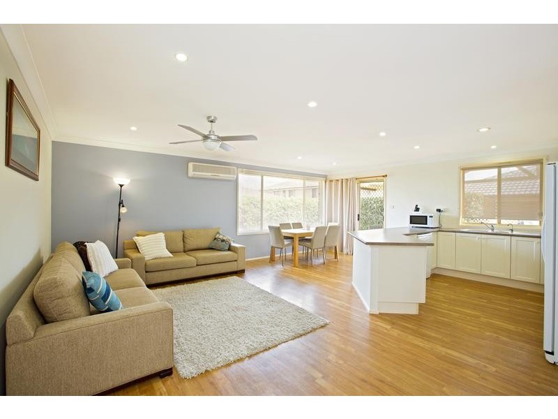 9 Narran Pl, Glenmore Park NSW 2745