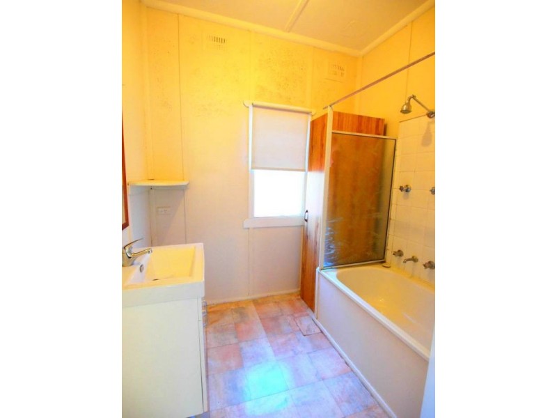 45 Third Street, Warragamba NSW 2752