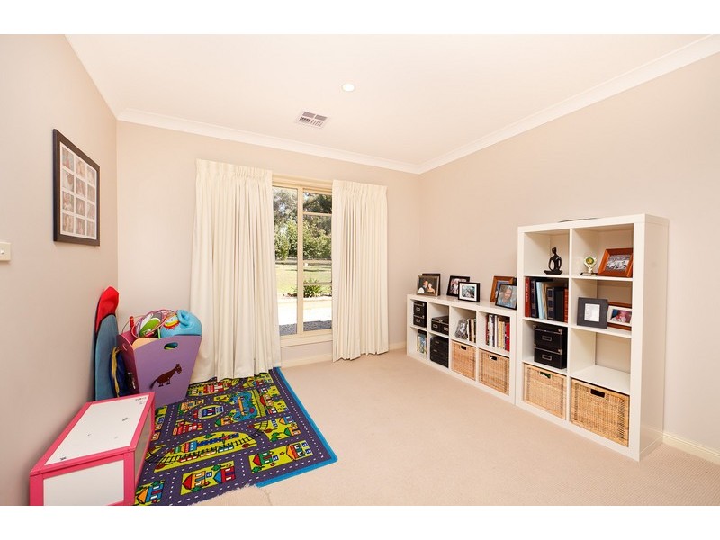 16 Middle Street, Murrumbateman NSW 2582