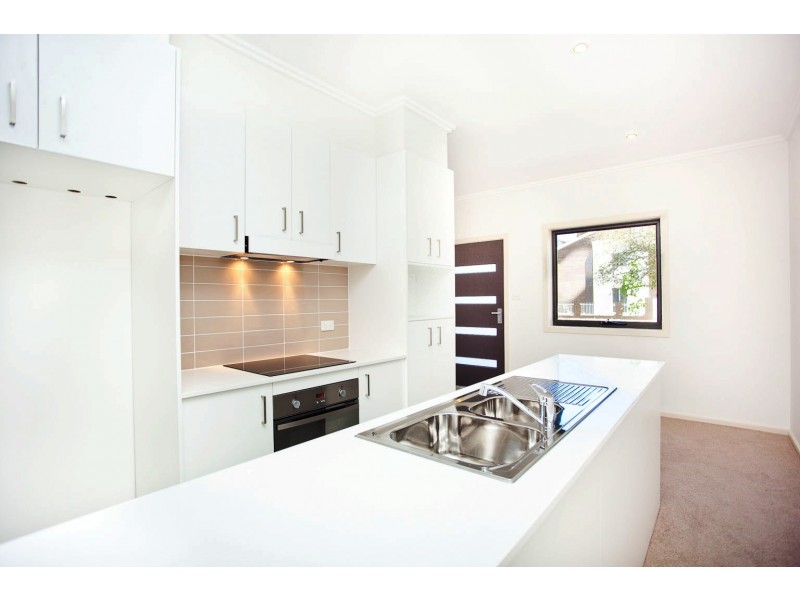 8/27 David Street, O’connor ACT 2602