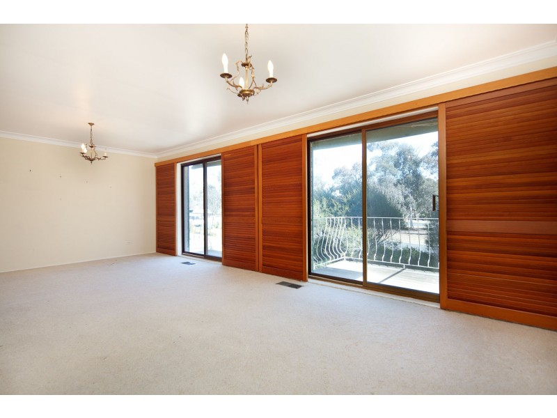 61 Shumack Street, Weetangera ACT 2614