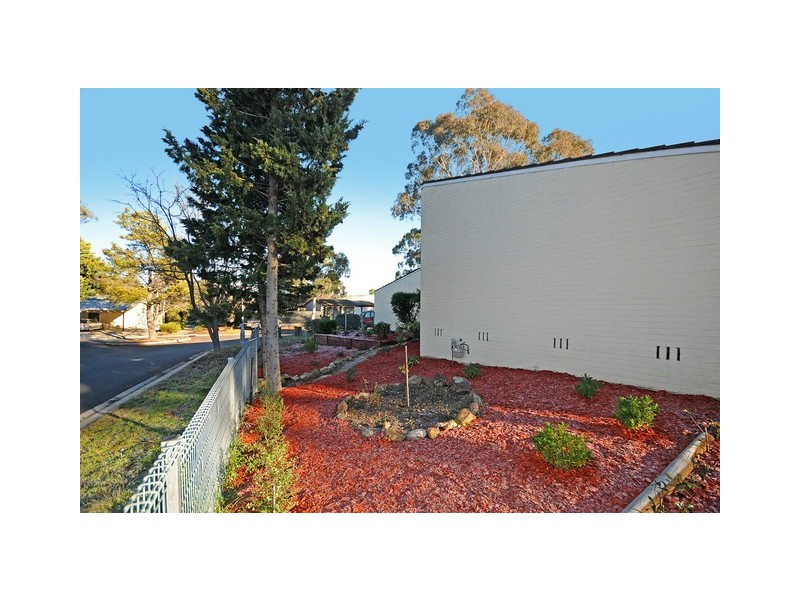21 Geeves Court, Charnwood ACT 2615