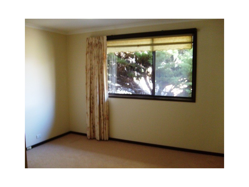 38 Epenarra Close, Hawker ACT 2614