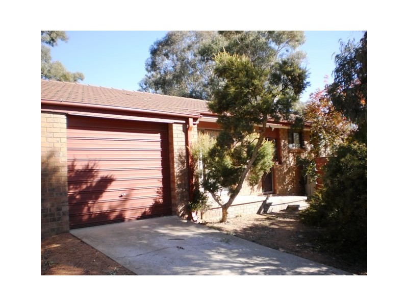 2/3 Jinka Street, Hawker ACT 2614