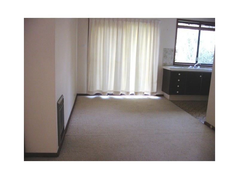 106 Dexter Street, Cook ACT 2614