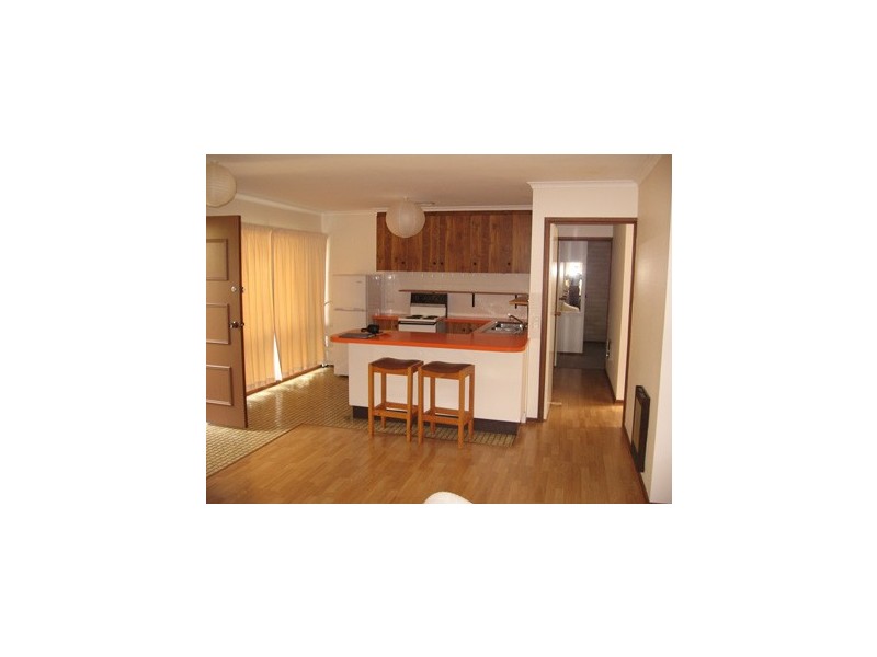 96 Bourne Street, Cook ACT 2614
