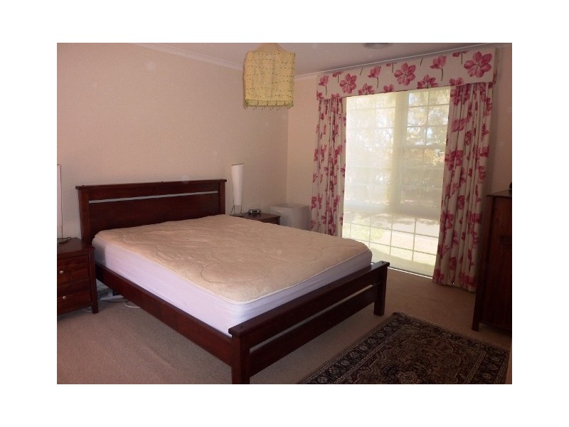 25 Broadby Close, Spence ACT 2615