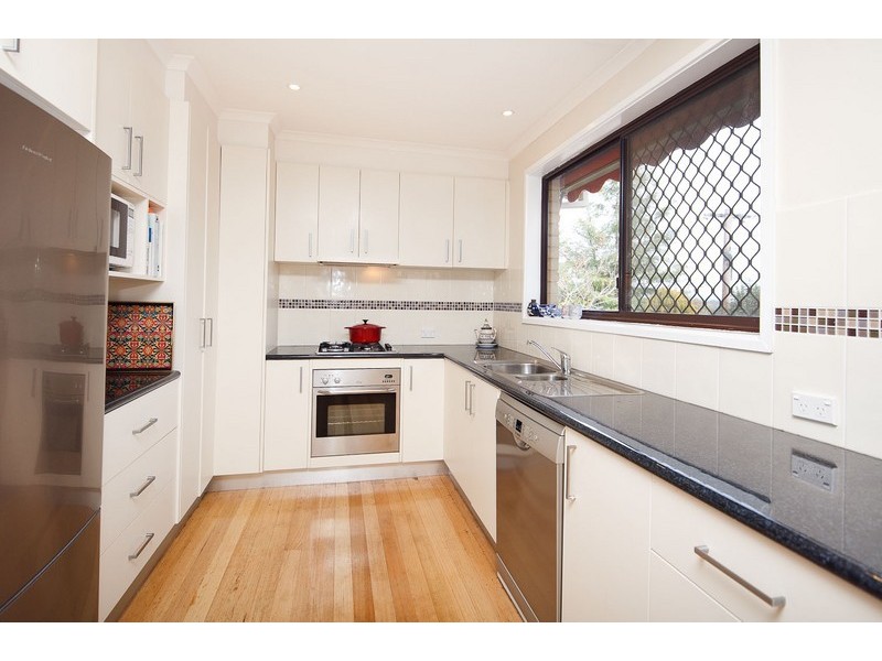 16 Barrett Street, Macgregor ACT 2615