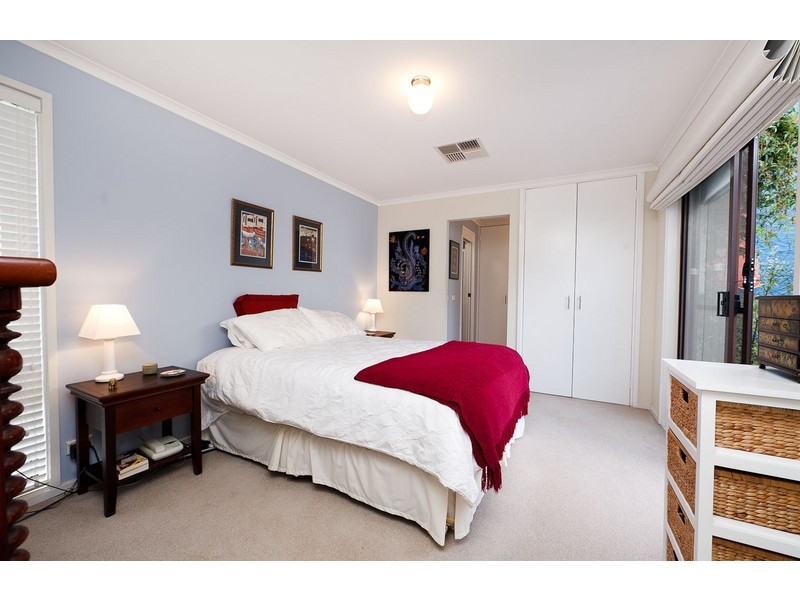 16 Barrett Street, Macgregor ACT 2615