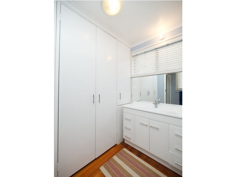16 Barrett Street, Macgregor ACT 2615